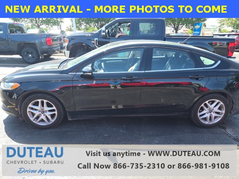 Used 2016 Ford Fusion SE image 1