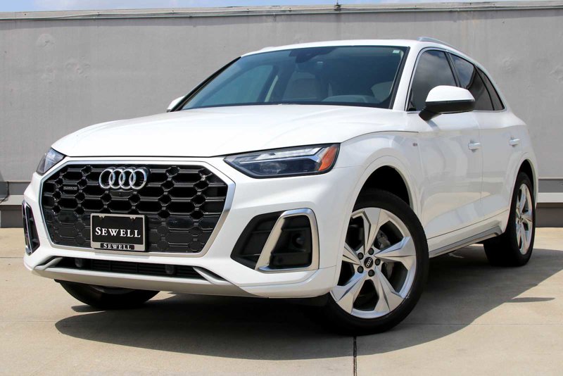 Certified 2023 Audi Q5 2.0T Premium Plus image 1