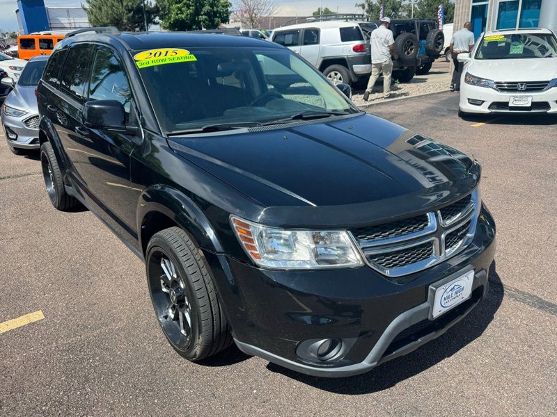 Used 2015 Dodge Journey SXT w/ Flexible Seating Group image 1