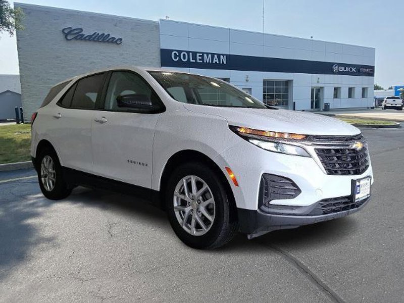Certified 2022 Chevrolet Equinox LS w/ LS Convenience Package image 1