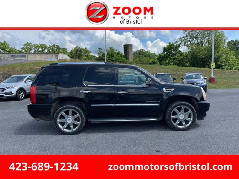Used 2008 Cadillac Escalade AWD image 1
