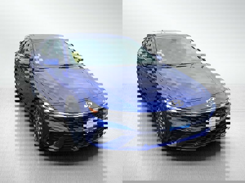 Certified 2024 Hyundai Elantra SEL image 1