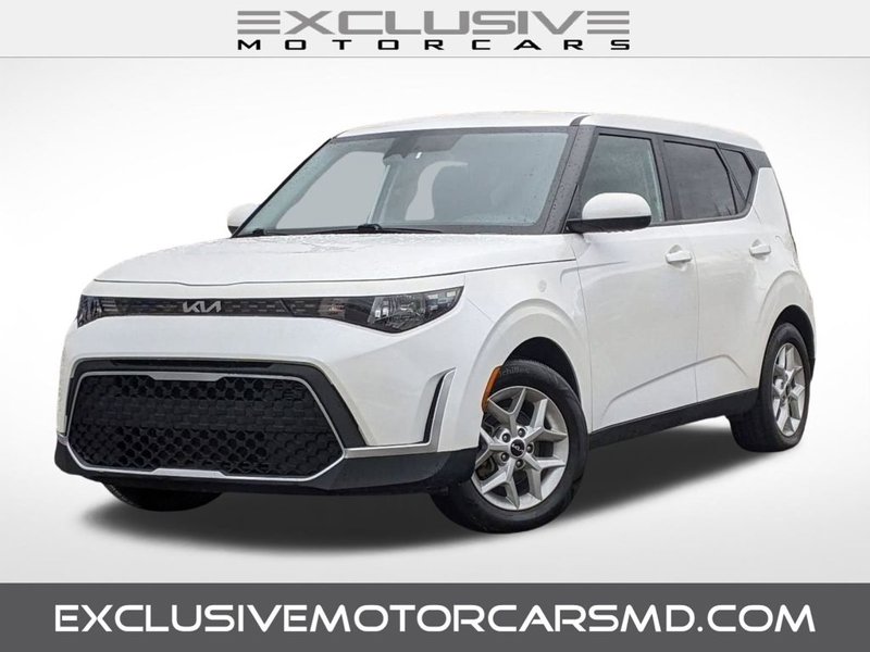 Used 2023 Kia Soul LX w/ Option Group 015 image 1