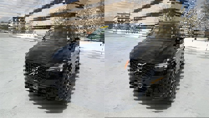 Certified 2023 Volvo XC60 B5 Plus w/ Climate Package image 1