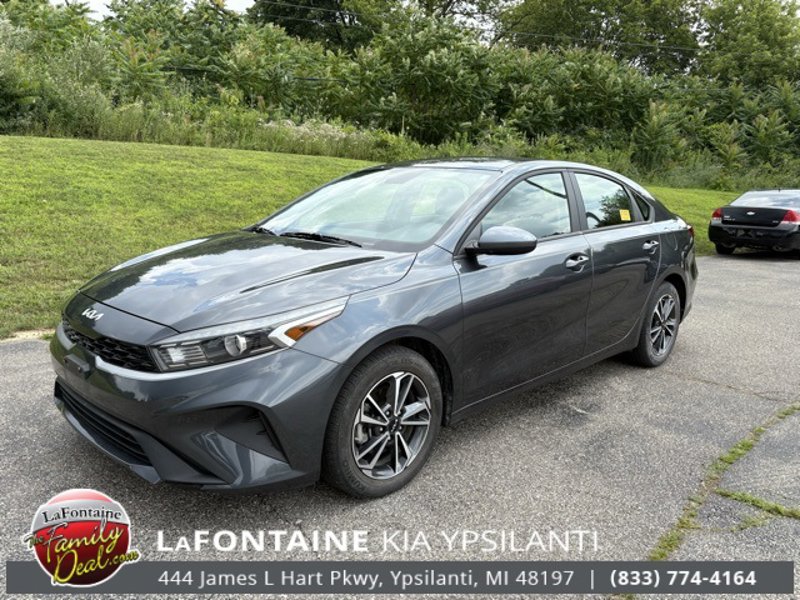 Certified 2023 Kia Forte LXS image 1