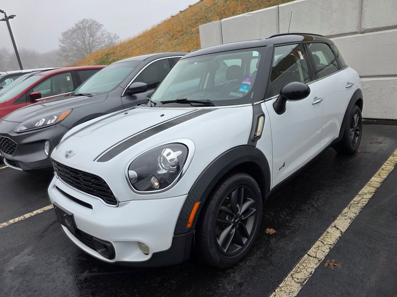Used 2012 MINI Cooper Countryman S image 1
