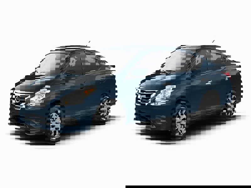 Used 2017 Nissan Versa SV image 1