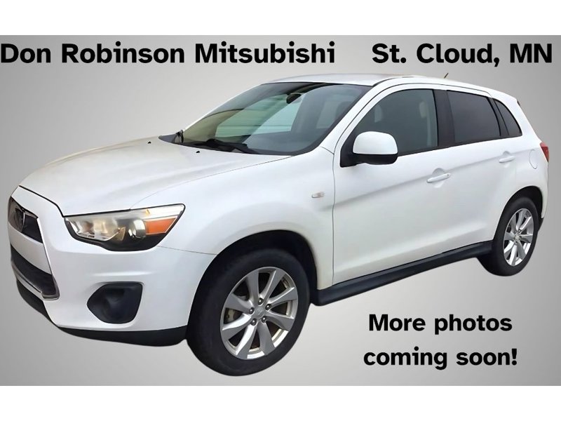 Used 2015 Mitsubishi Outlander Sport ES image 1