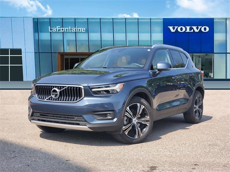 Certified 2022 Volvo XC40 T5 Inscription w/ Advanced Package image 1