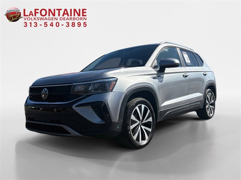 Certified 2022 Volkswagen Taos SE image 1