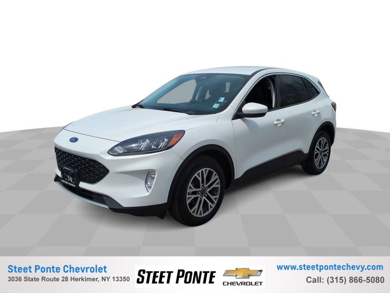 Used 2022 Ford Escape SEL w/ Class II Trailer Tow Package image 1