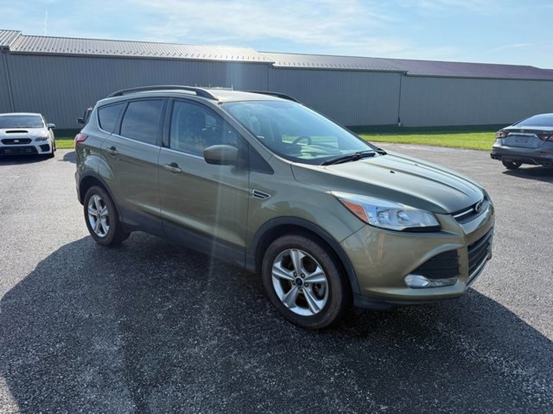 Used 2014 Ford Escape SE w/ Equipment Group 201A image 1