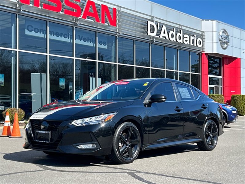 Certified 2022 Nissan Sentra SR w/ Midnight Edition image 1