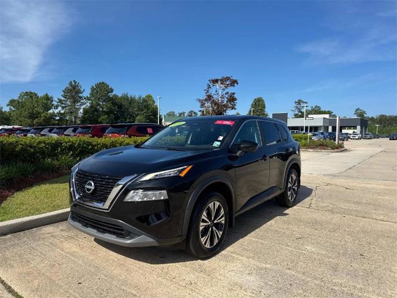 Certified 2023 Nissan Rogue SV image 1