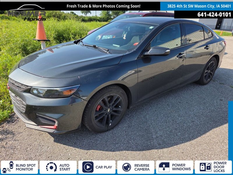 Used 2017 Chevrolet Malibu LT w/ Driver Confidence Package image 1