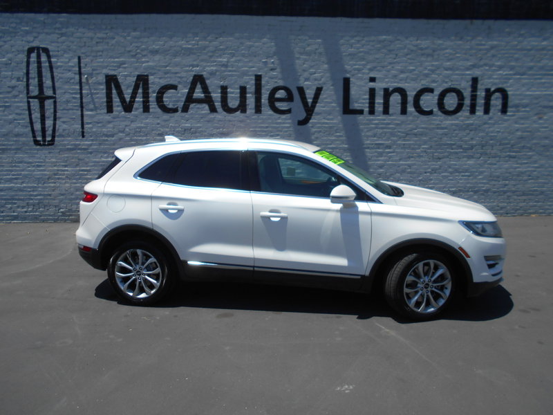 Used 2017 Lincoln MKC Select w/ Select Plus Package image 1