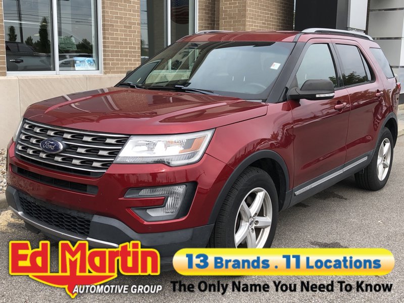 Used 2016 Ford Explorer XLT w/ Equipment Group 202A image 1