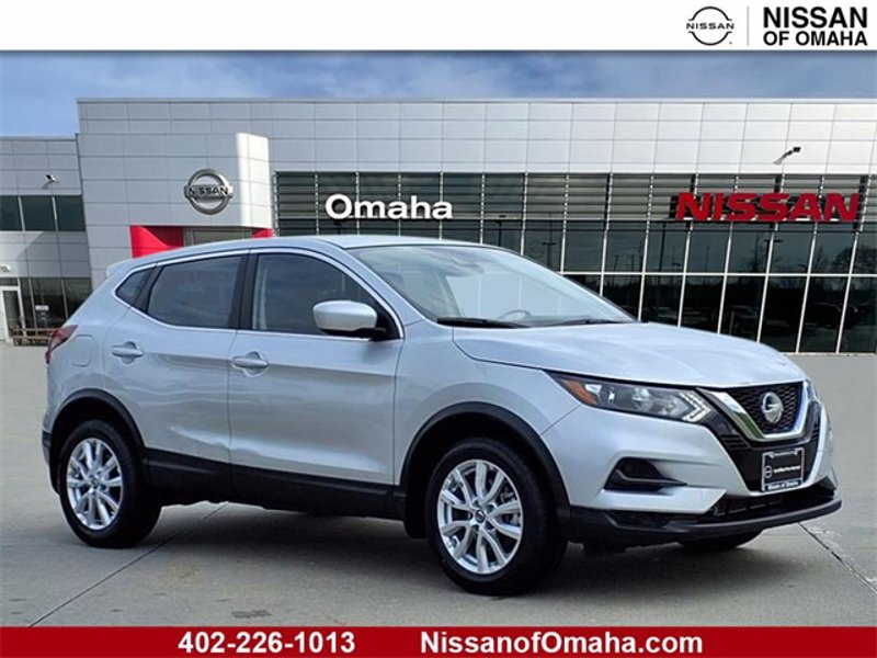 Certified 2022 Nissan Rogue Sport S image 1