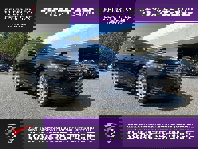 Used 2016 Ford Taurus SEL image 1