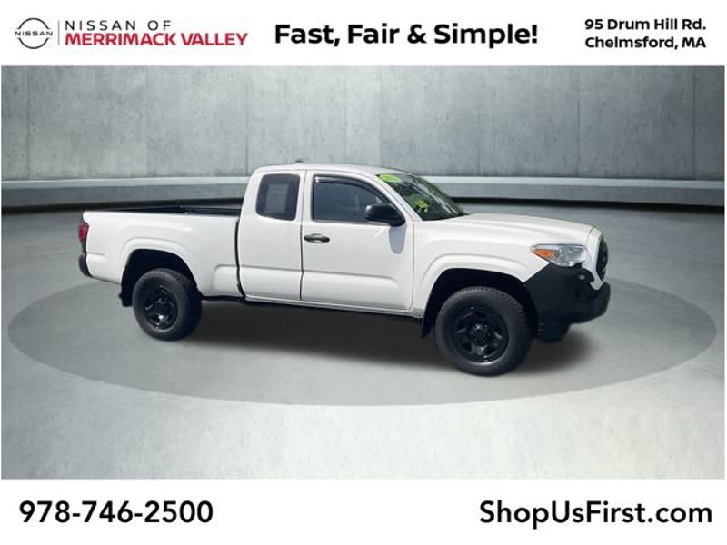 Used 2022 Toyota Tacoma SR image 1