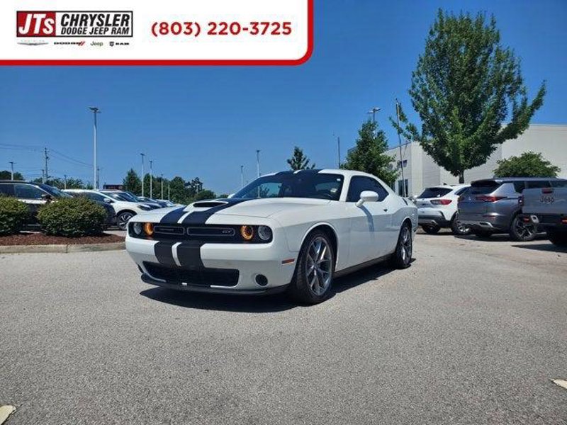 Certified 2023 Dodge Challenger GT image 1