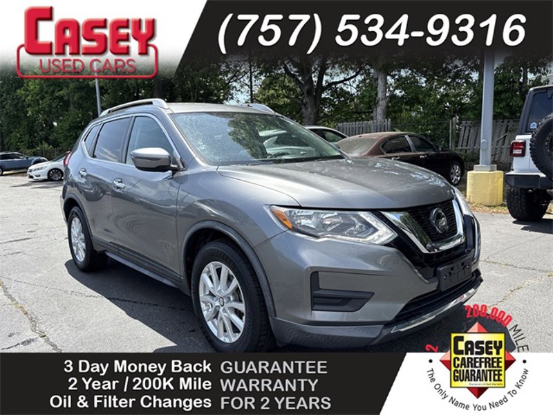 Used 2019 Nissan Rogue SV image 1
