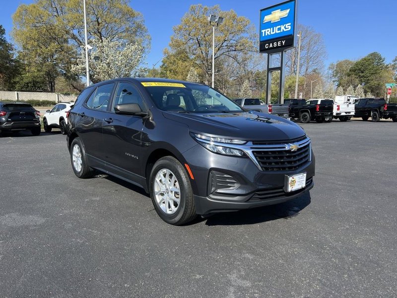 Certified 2022 Chevrolet Equinox LS w/ Driver Confidence II Package image 1
