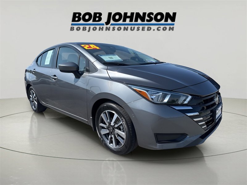 Used 2024 Nissan Versa SV image 1