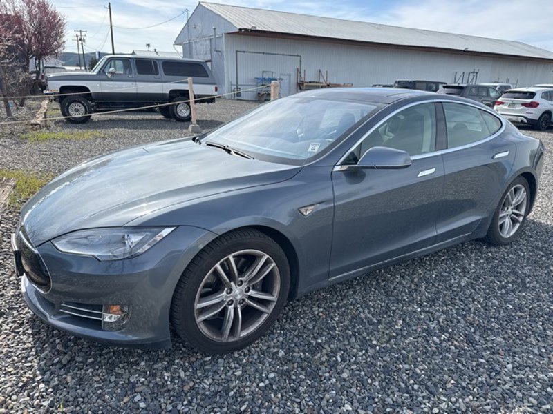 Used 2013 Tesla Model S image 1