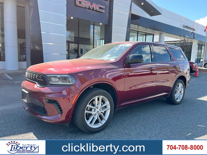 Used 2023 Dodge Durango GT image 1