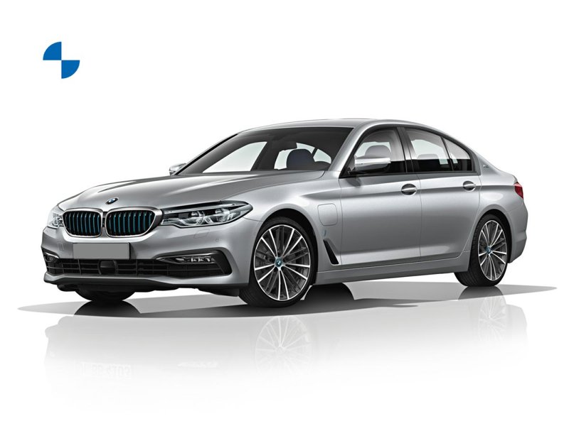 Used 2018 BMW 530e w/ Premium Package 2 image 1