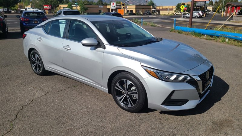 Used 2021 Nissan Sentra SV image 1