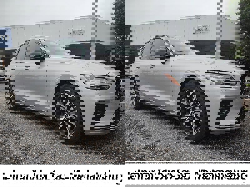 Certified 2025 Volvo S60 B5 Core image 1