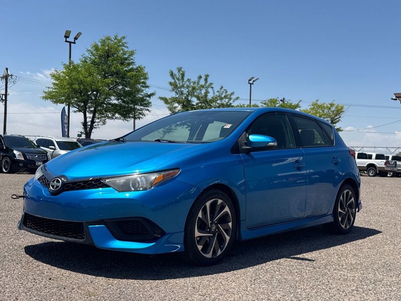 Used 2016 Scion iM image 1