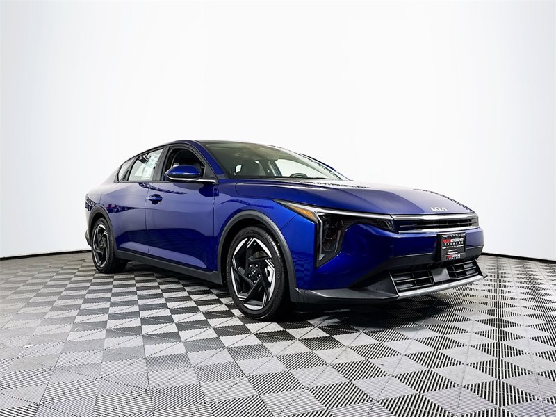 Certified 2025 Kia K4 EX image 1