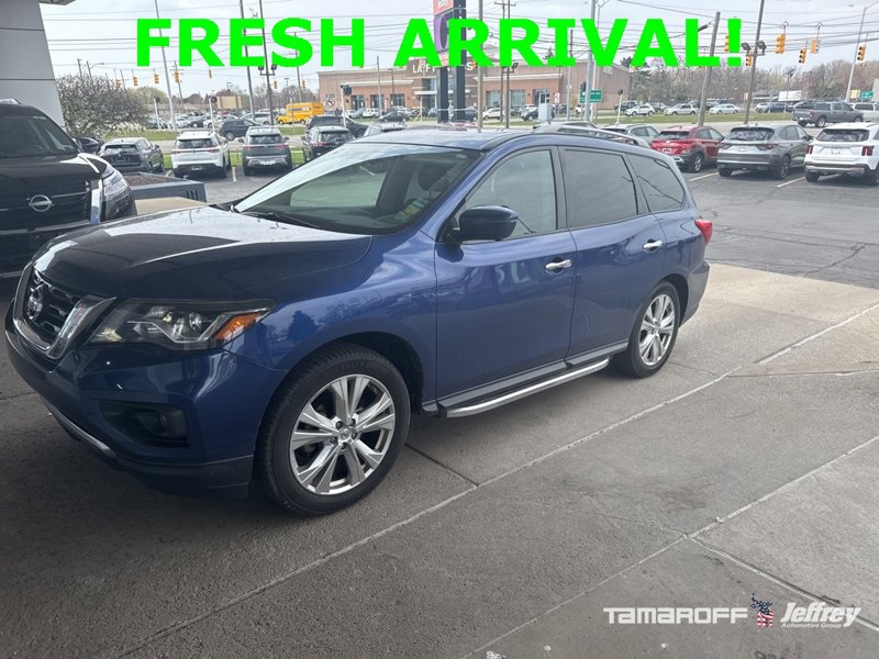 Used 2019 Nissan Pathfinder SL w/ SL Premium Package image 1