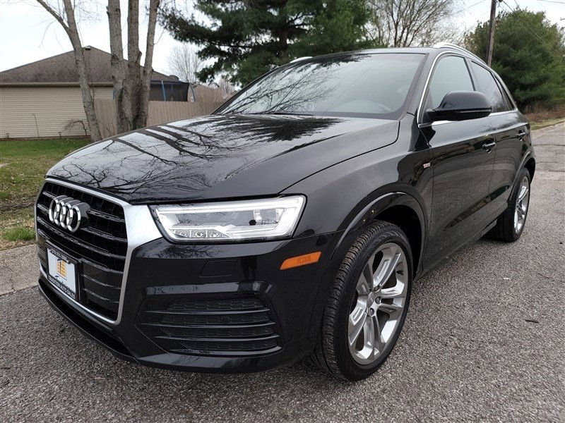 Used 2016 Audi Q3 2.0T Prestige w/ Prestige Package image 1