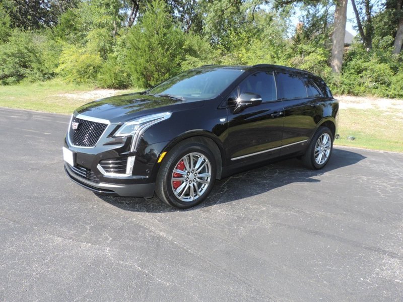 Certified 2023 Cadillac XT5 Sportv w/ Technology Package image 1