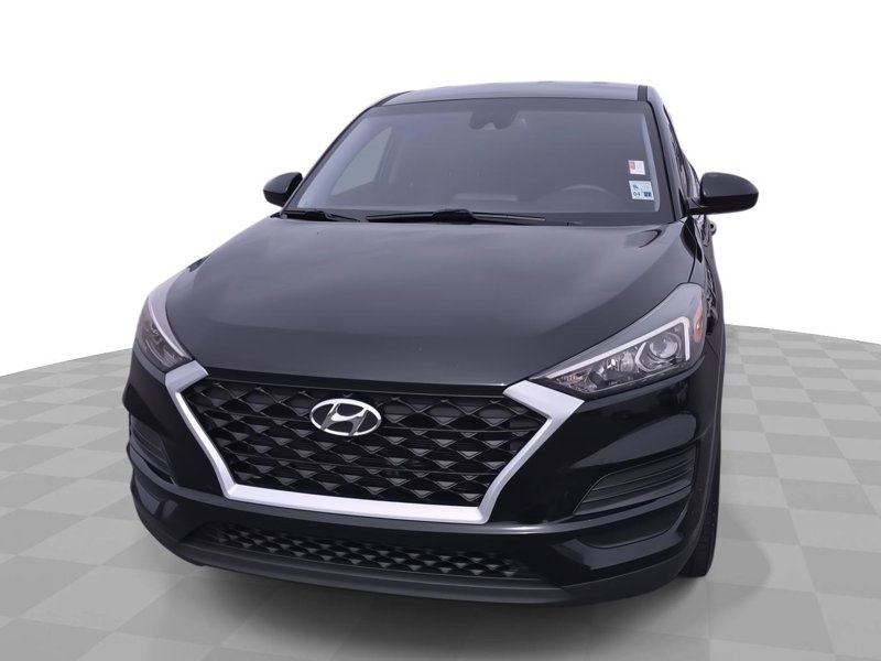 Used 2020 Hyundai Tucson SE image 1