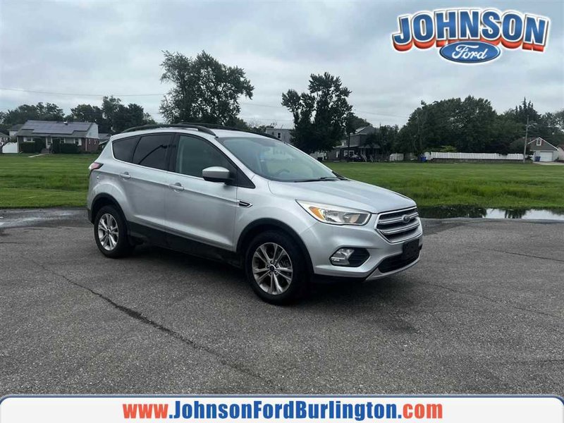 Used 2017 Ford Escape SE image 1