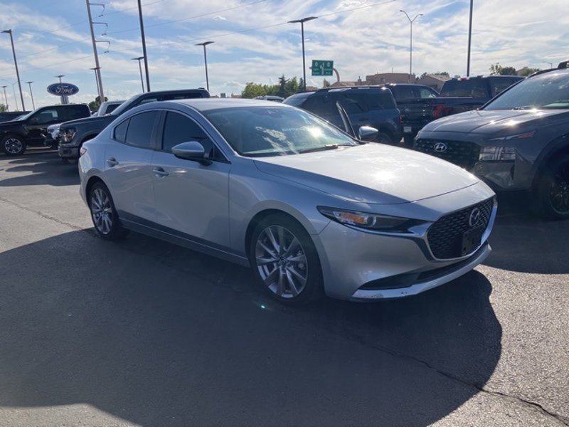 Used 2020 MAZDA MAZDA3 Sedan w/ Select Package image 1