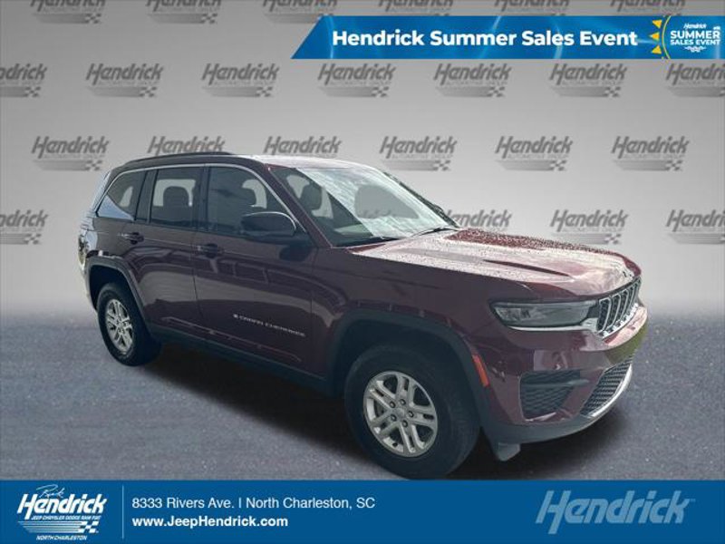 Certified 2024 Jeep Grand Cherokee Laredo image 1