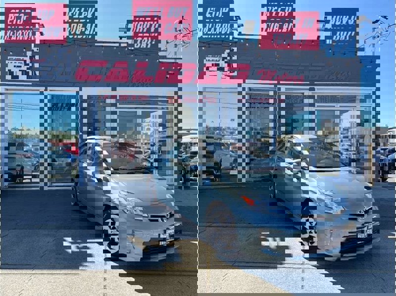 Used 2012 Toyota Prius Five image 1