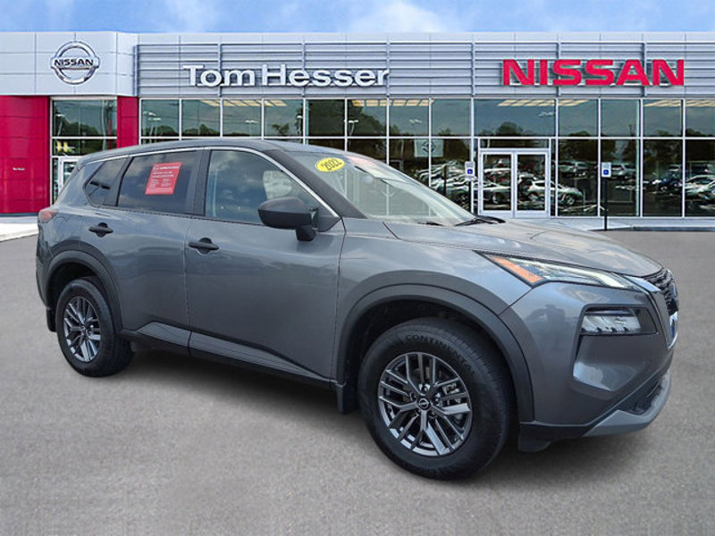 Certified 2022 Nissan Rogue S image 1