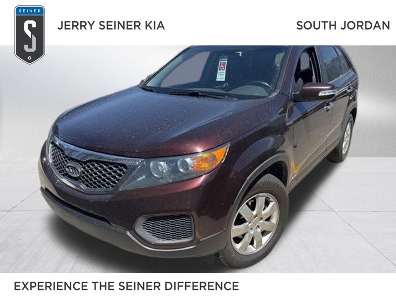 Used 2012 Kia Sorento LX w/ Third Row Pkg image 1