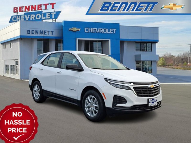 Certified 2024 Chevrolet Equinox LS w/ LPO, Floor Liner Package image 1