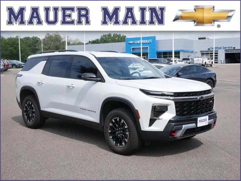 Certified 2024 Chevrolet Traverse Z71 image 1