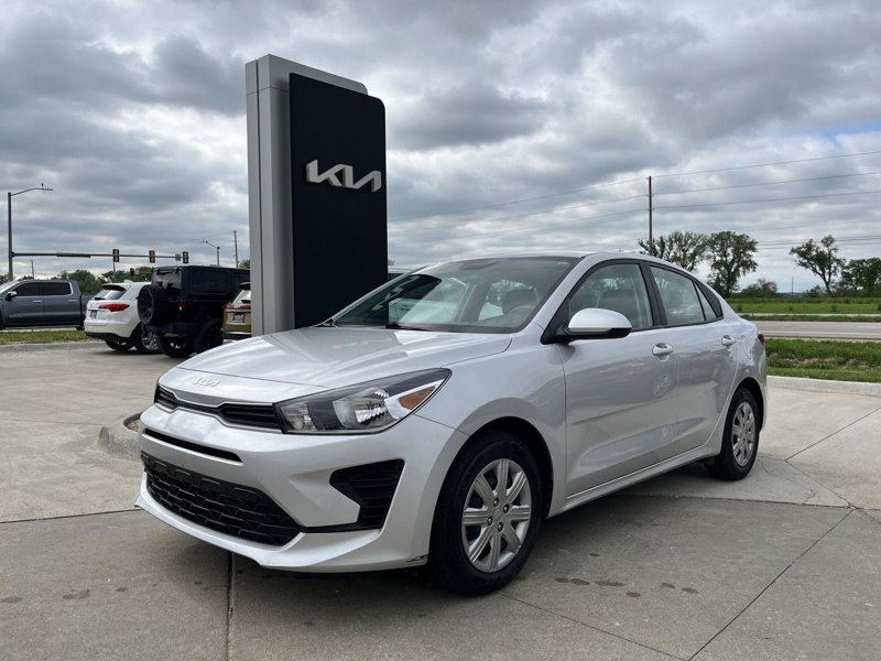 Used 2023 Kia Rio S image 1