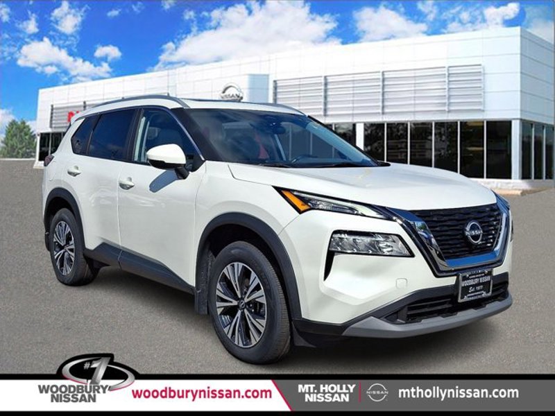 Certified 2022 Nissan Rogue SV image 1