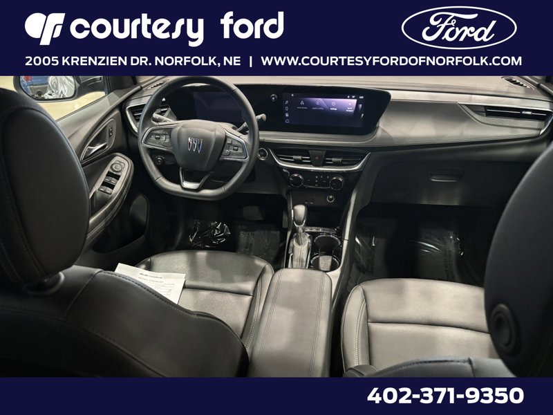 Used 2024 Buick Encore GX Sport Touring image 1